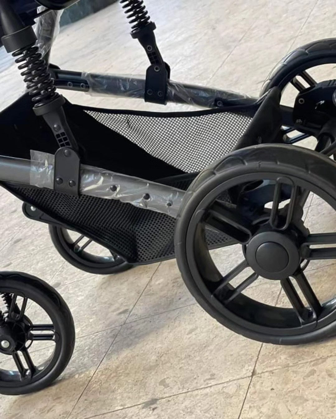 chikoo - stroller Red image 2
