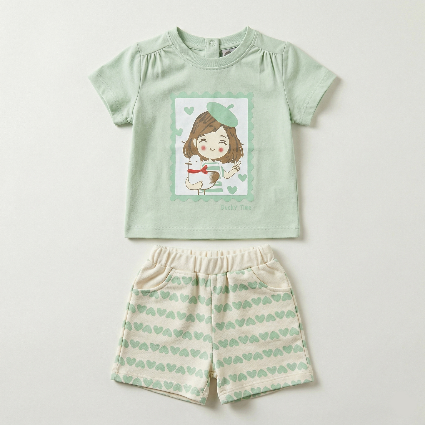 طقم قطعتين صيفي : تي شيرت و شورت