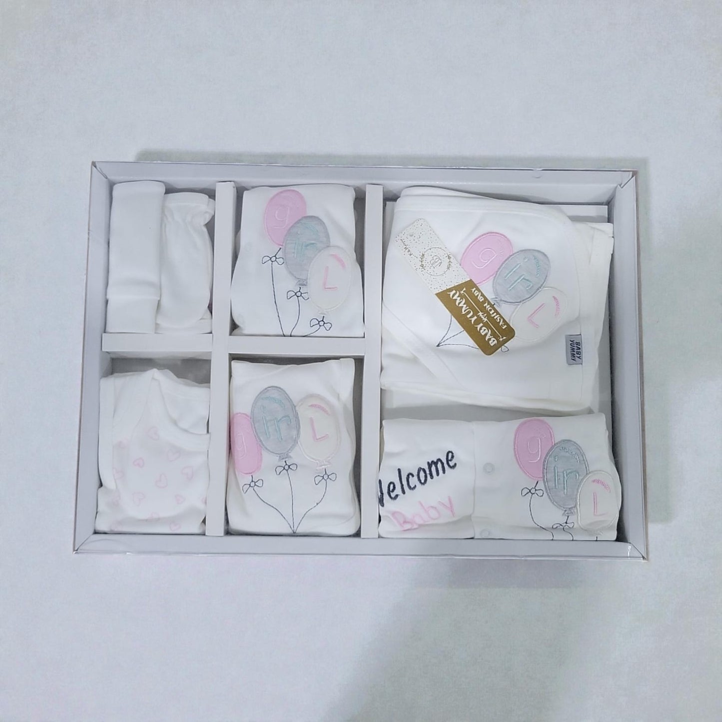 طقم مستشفي 10قطع سندباد ابيض بالون بينك