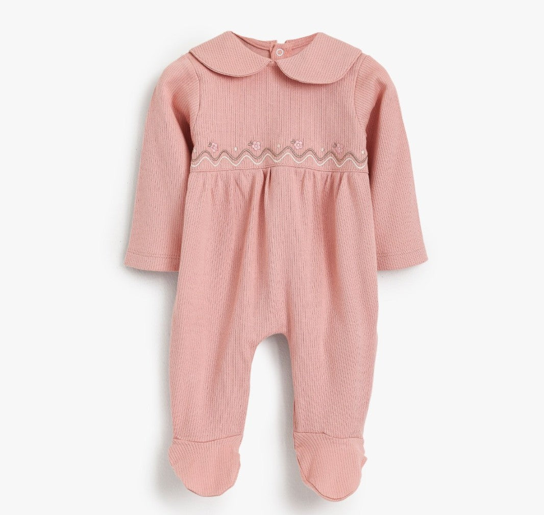 سالوبيت جونيور روز بينك