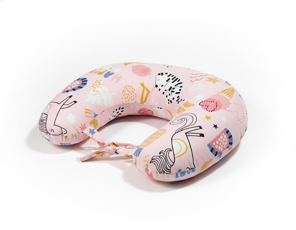 وسادة الرضاعة للأطفال بتصميم يونيكورن الساحر - ناعمة وداعمة لراحة لا مثيل لها
