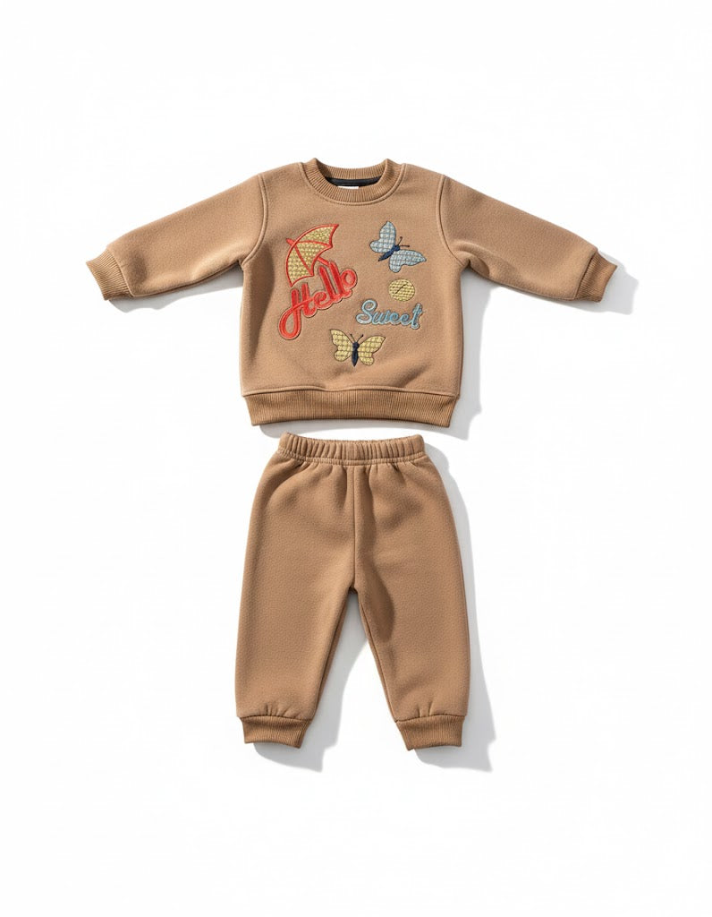 Cozy Sweatshirt and Jogger Set - Soft Mocha