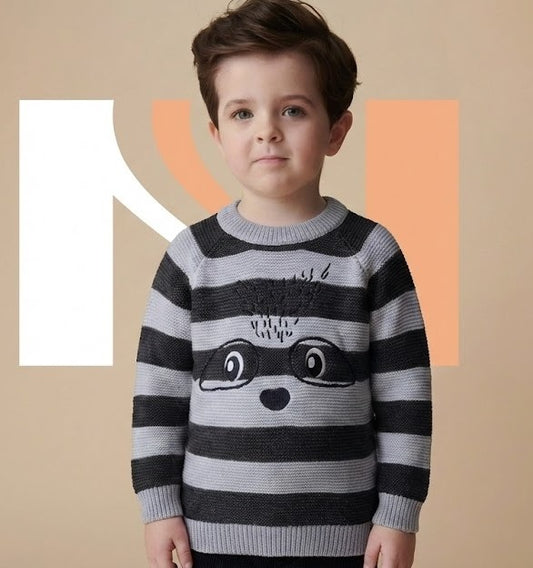 كنزة تريكو شتوية للأطفال بتصميم مُخطط وشخصية مرحة – دفء وأناقة لصغيرك