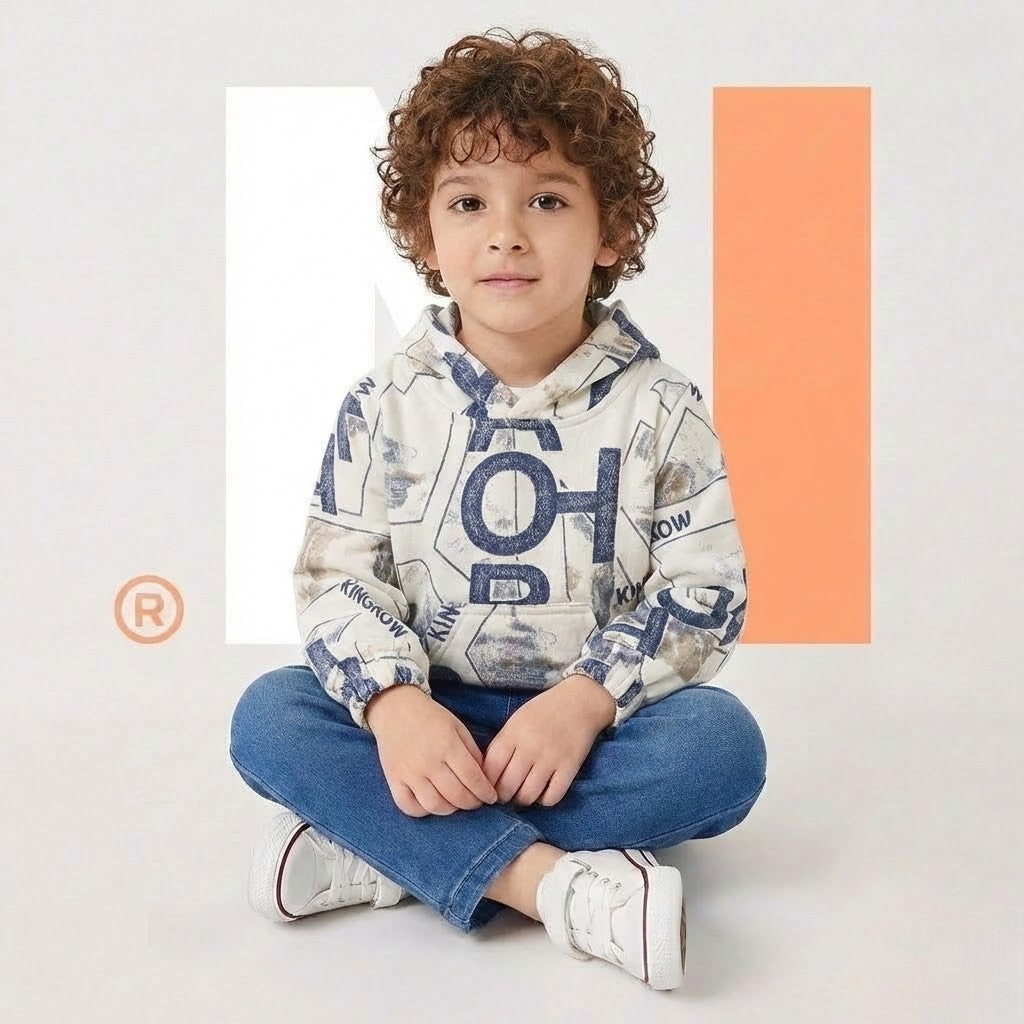 سترة أطفال "هودي" ابيض ازرق قطنية بنقشات حروف عصرية