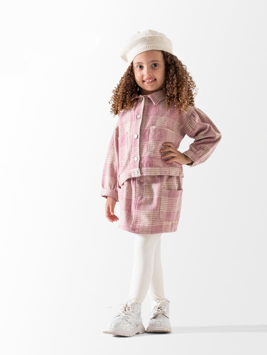 طقم شتوي كلاسيكي للفتيات - جاكيت وتنورة بنقشة الكاروهات (وردي وبيج)