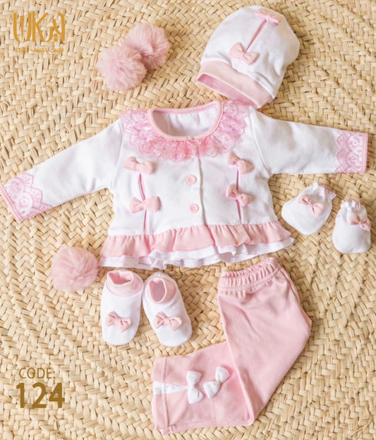 Adorable Pink Bows Baby Birth Box Set