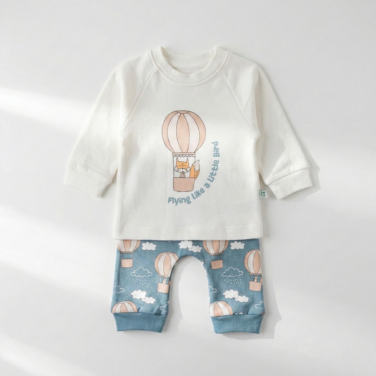 طقم بيجامة أطفال قطن - تصميم المنطاد الطائر - مريح وناعم