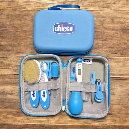 طقم عنايه ١٠ قطع شيكو دب ازرق