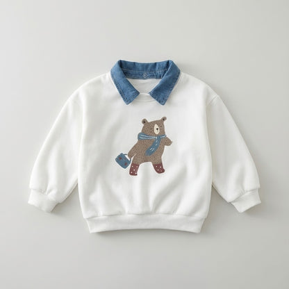 سويت شيرت شتوي للأطفال باللون الأبيض مع ياقة جينز وطبعة الدب الأنيق