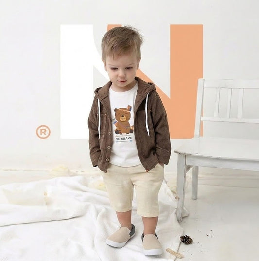 طقم خروج ولادي شتوي أنيق 2 قطعة - قميص "هودي" بني وشيرت بطبعة الدب