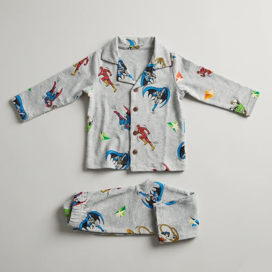 طقم بيجامة للأولاد بطبعة "الأبطال الخارقين" – قطن ناعم ومريح للنوم