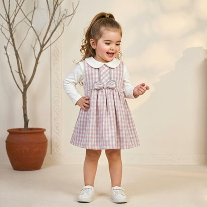 فستان أطفال بناتي كلاسيكي بنقشة الكاروهات الوردية مع ياقة بيضاء وفيونكة أنيقة