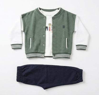 طقم أطفال ثلاثي القطع: سويت شيرت  و شيرت وبنطال مريح باللون الأخضر