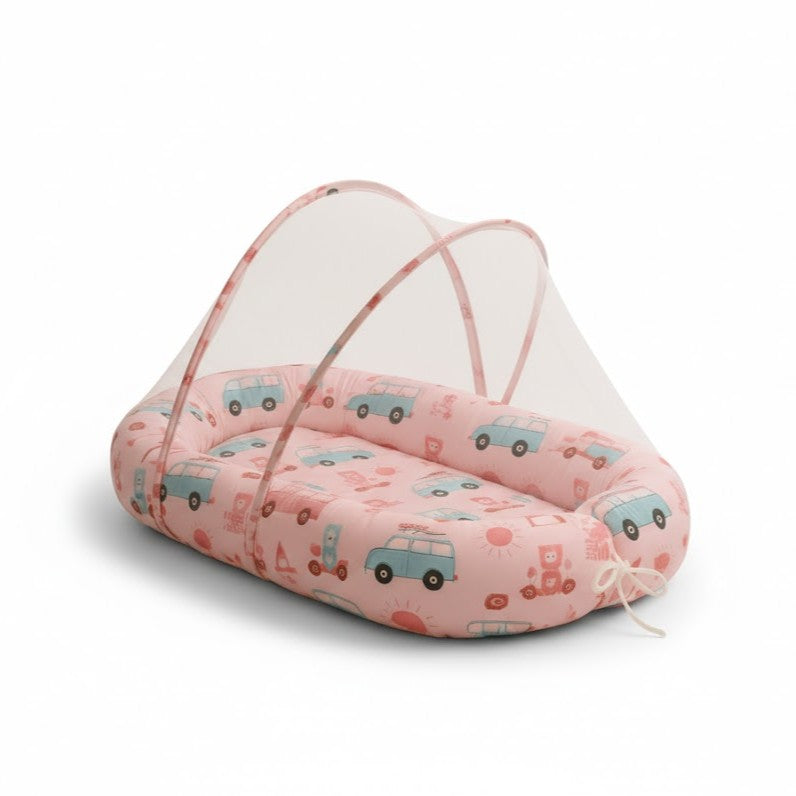 راحة وأمان لا مثيل لهما لصغيرك: عش بيبي مع ناموسية للحماية الكاملة.